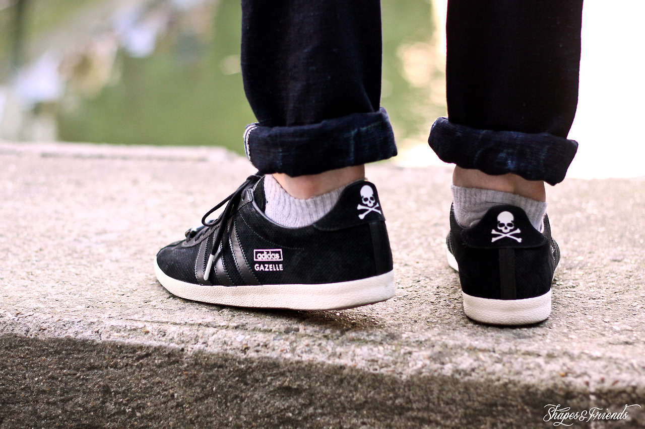 adidas gazelle x mastermind